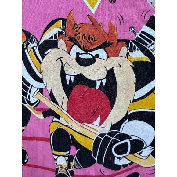 ViNTaGe Pink Pittsburgh Penguins Looney Tunes Taz T-Shirt S - Picture 3 of 6